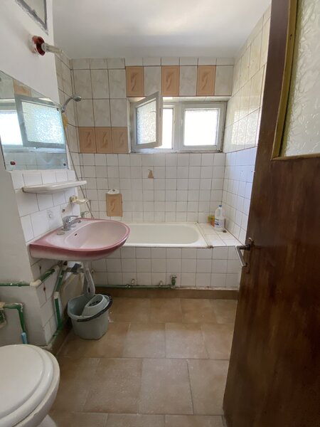 Drumul Taberei, zona Romancierilor, str. Bostanilor,